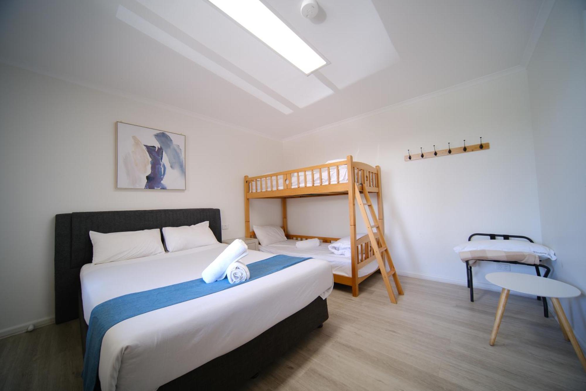 Golf Place Inn Wollongong Primbee Екстер'єр фото