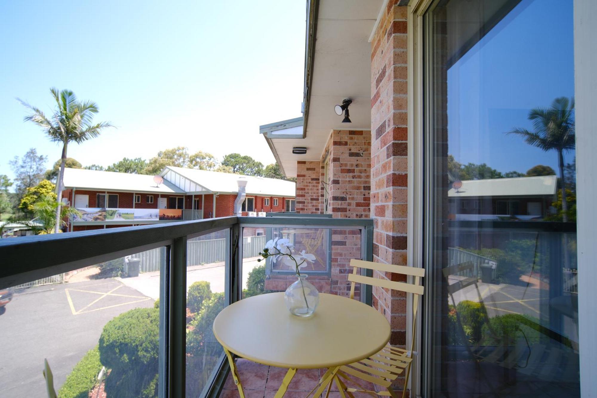 Golf Place Inn Wollongong Primbee Екстер'єр фото