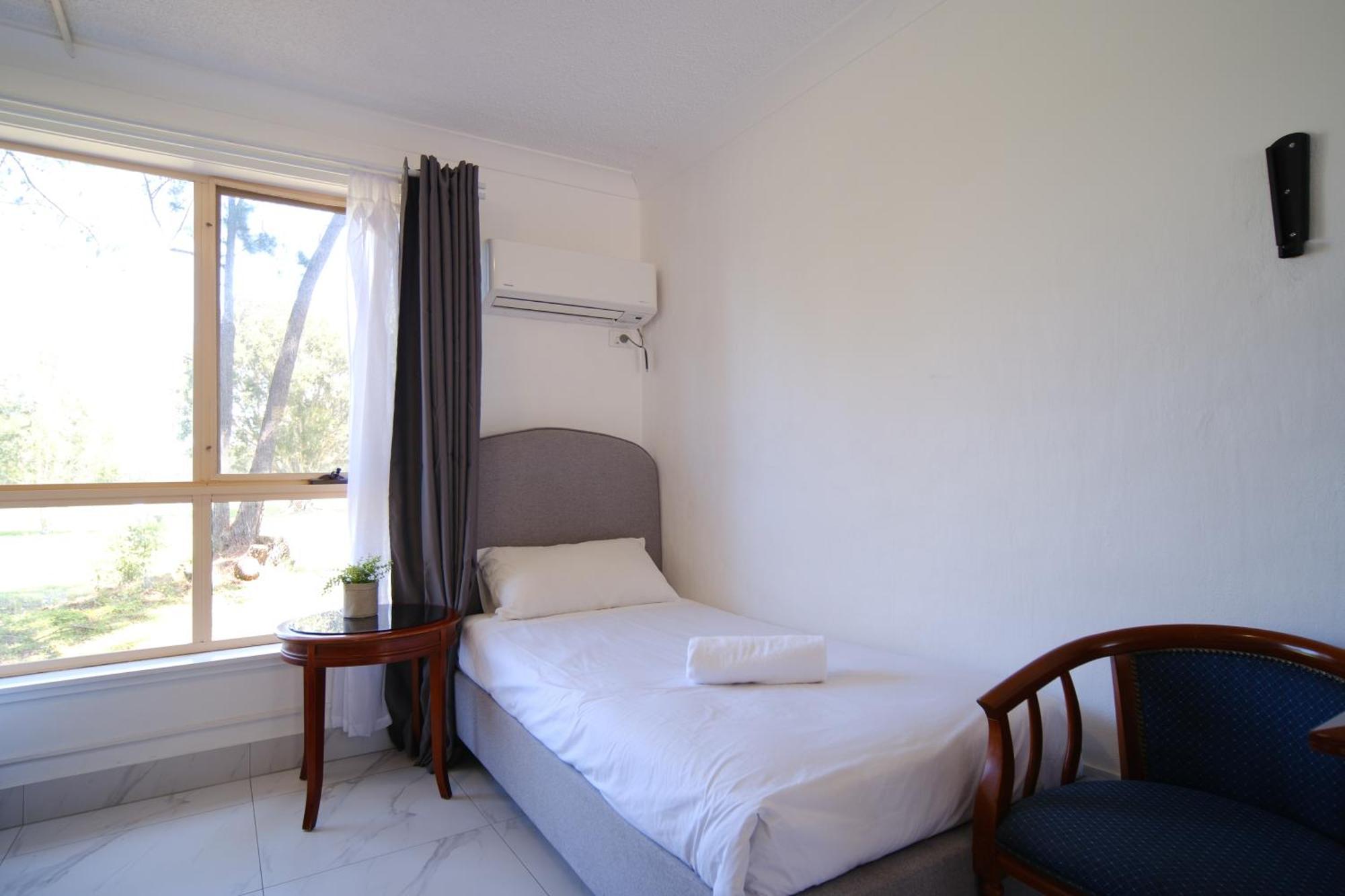 Golf Place Inn Wollongong Primbee Екстер'єр фото