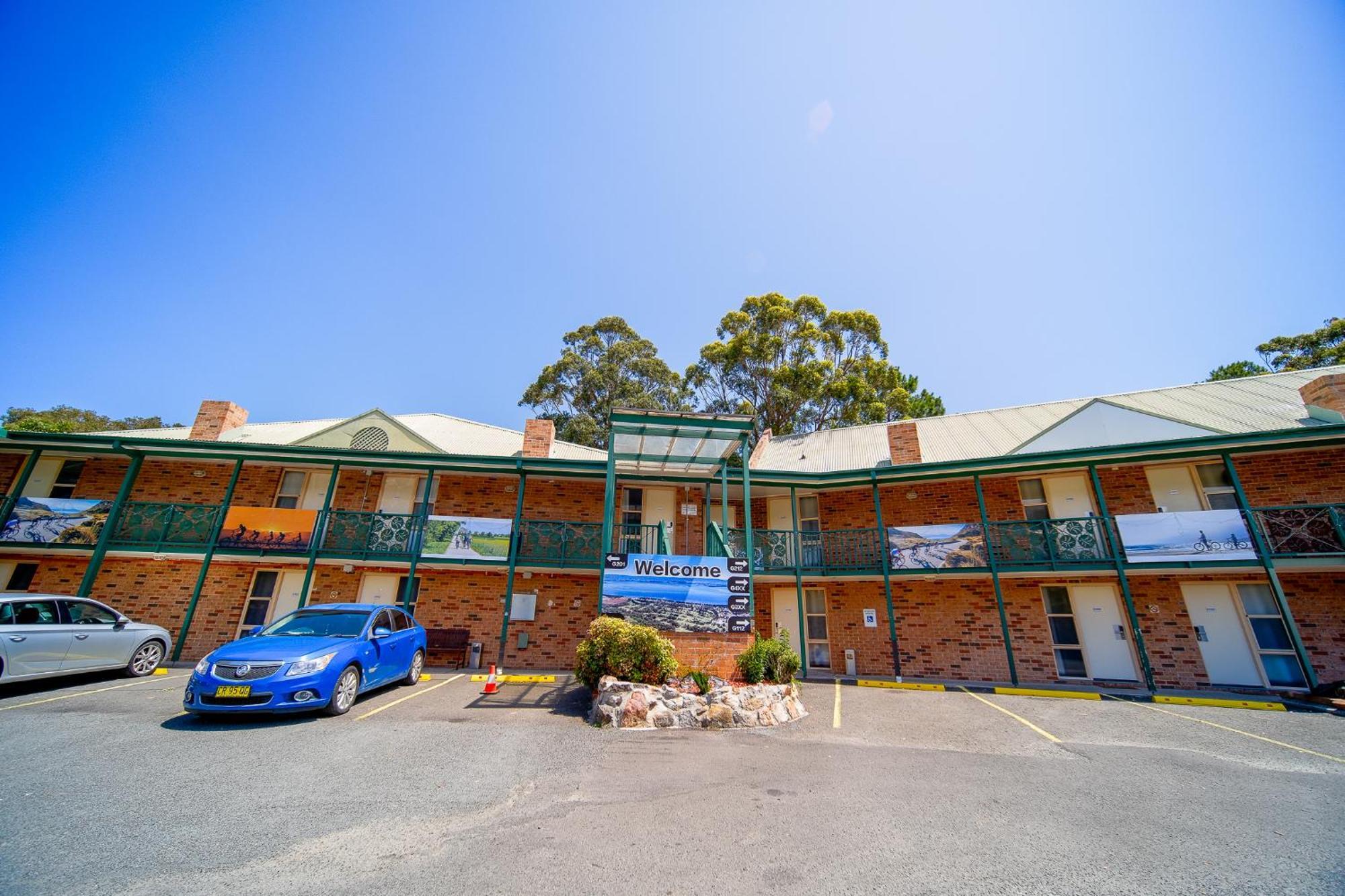 Golf Place Inn Wollongong Primbee Екстер'єр фото