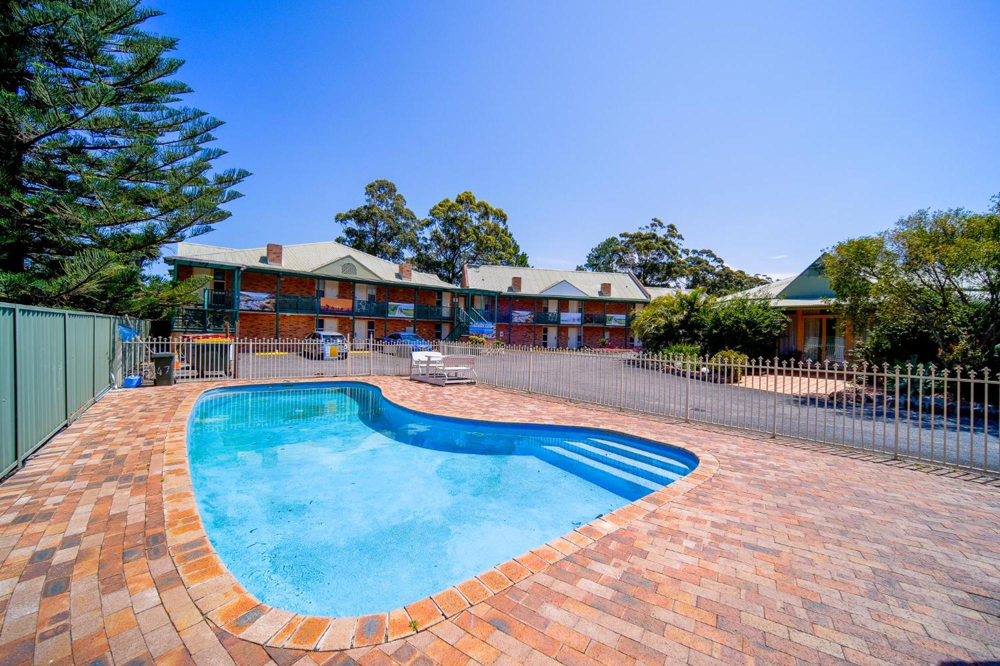 Golf Place Inn Wollongong Primbee Екстер'єр фото