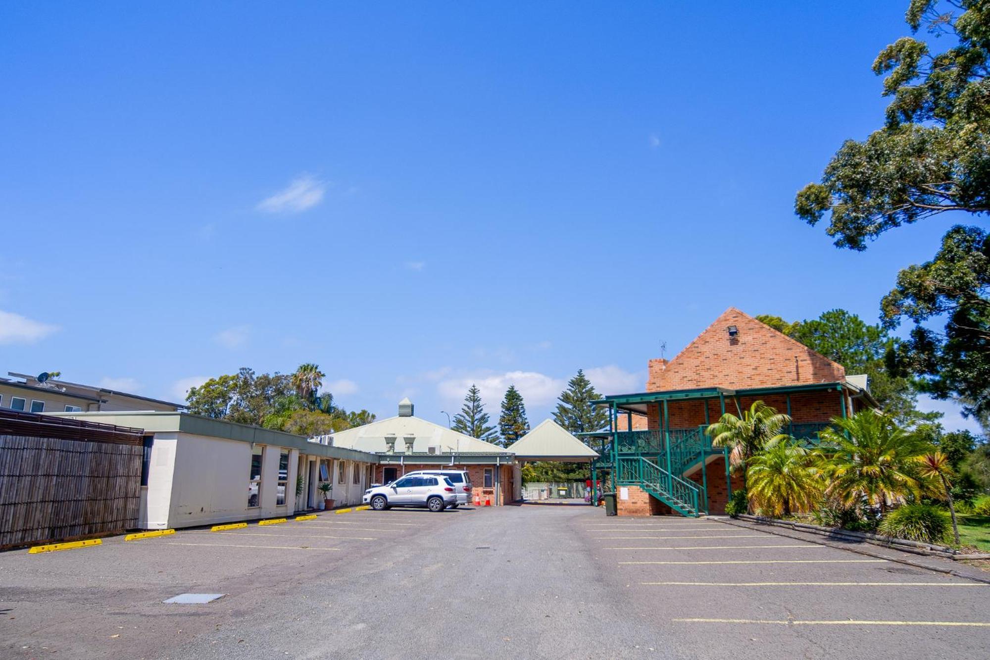 Golf Place Inn Wollongong Primbee Екстер'єр фото