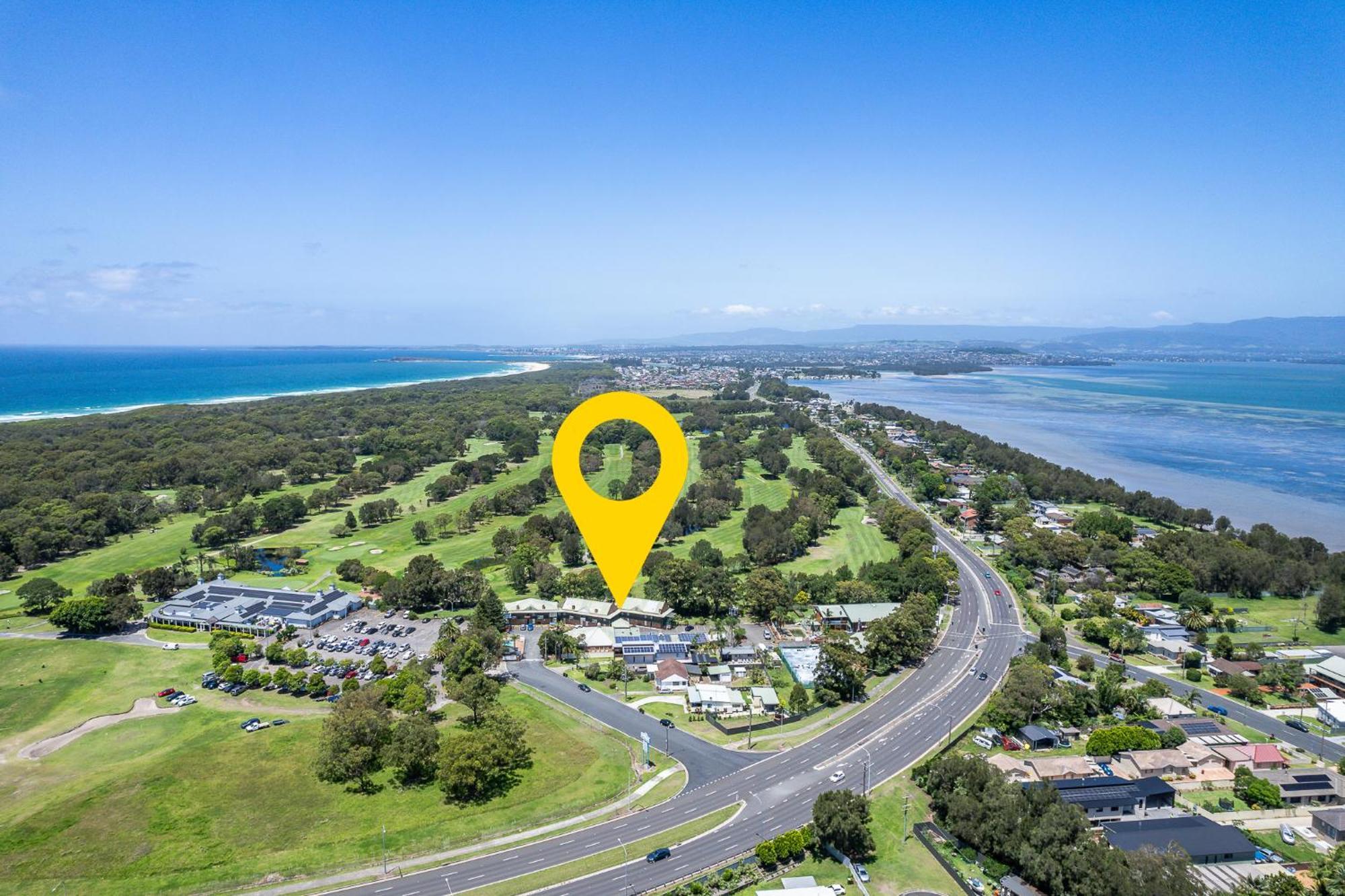 Golf Place Inn Wollongong Primbee Екстер'єр фото