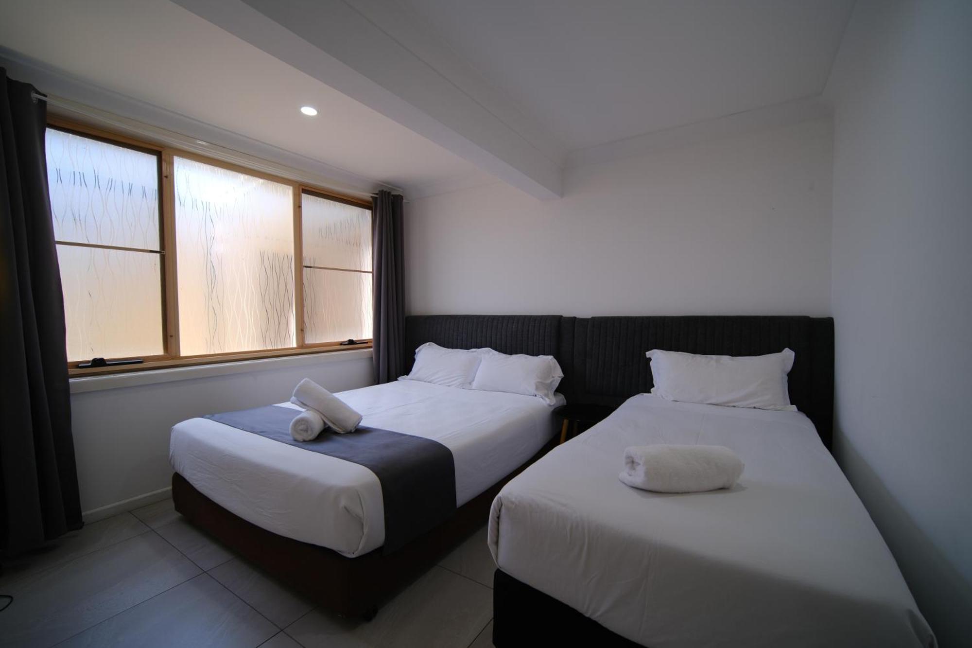 Golf Place Inn Wollongong Primbee Екстер'єр фото