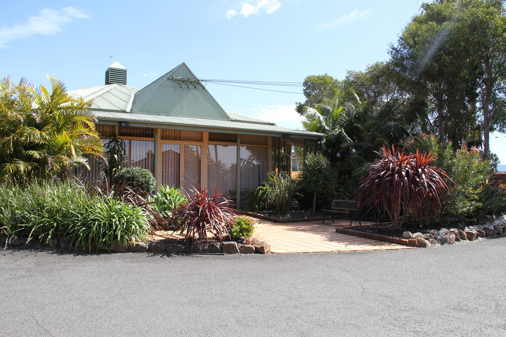 Golf Place Inn Wollongong Primbee Екстер'єр фото
